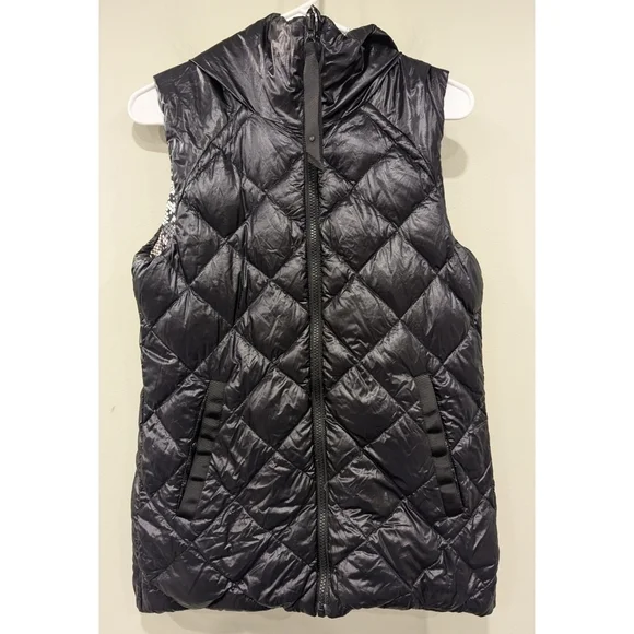 Lululemon The Fluffiest Vest Reversible Black Ziggy Snake Butter Pink Size 6